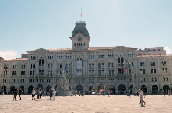 Bild 1 von 2: Der Schriftsteller Boris Pahor erzählt in seinen Werken von einer freien Welt, seiner Heimatstadt Triest und dem Existenzrecht der slowenischen Minderheit in Italien.