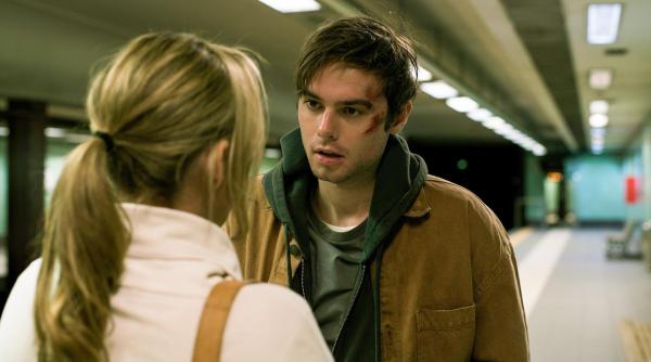 Bild 1 von 26: Im Bild: Sie haben nur wenig Zeit: Jakob (Tom Gronau, re.) muss seine Mutter Marlene (Silke Bodenbender, li.) schnell wieder verlassen.