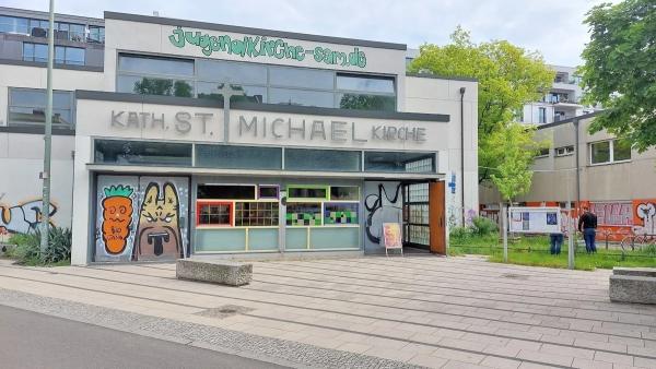 Bild 1 von 6: .