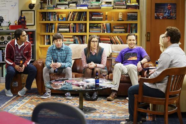 Bild 1 von 20: Unstimmigkeiten belasten die Freundschaft zwischen (v.l.n.r.) Raj (Kunal Nayyar), Howard (Simon Helberg), Amy (Mayim Bialik), Sheldon (Jim Parsons) und Leonard (Johnny Galecki) ...