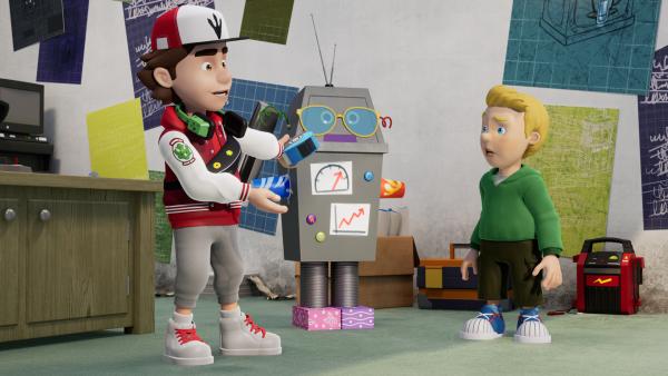 Bild 1 von 1: Peter ist gewiss, dass sein James-Bot eine gute Chance gegen den Norman-Tron hat.