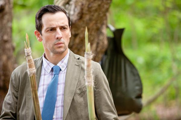 Bild 1 von 12: Im Bild: Ralf Little (DI Neville Parker).
