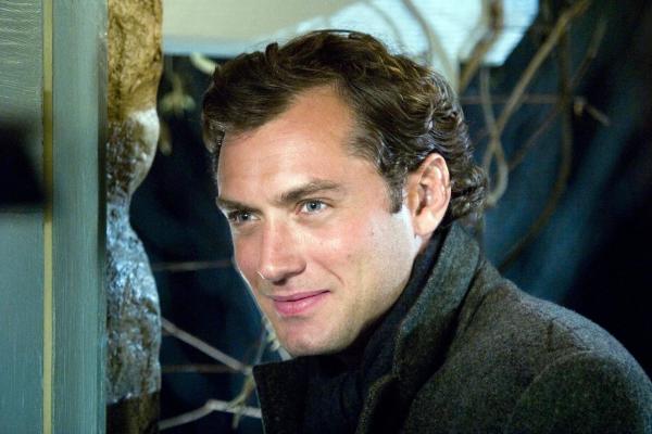 Bild 1 von 17: Im Bild: Jude Law (Graham).
