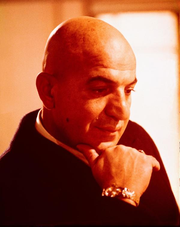 Bild 1 von 6: Theo Kojak (Telly Savalas) verrichtet die Polizeiarbeit mit Begeisterung. Dabei interpretiert er den Gesetzestext großzügig und verlässt den ausgetretenen Pfad der Vorschriften öfter als seinen Vorgesetzten lieb ist ...