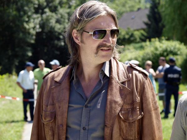 Bild 1 von 17: Im Bild: Stefan Jürgens (Carl Ribarski).