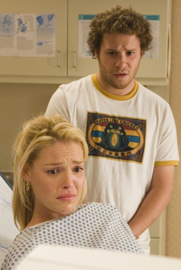 Bild 1 von 18: Acht Wochen nach seinem One Night Stand (Katherine Heigl, l.) folgt das böse Erwachen für Ben (Seth Rogen, r.). Er erfährt, dass er Vater wird. Dem Baby zuliebe wollen es beide mit einer Beziehung versuchen. Und damit gehen die Probleme auch schon los ...