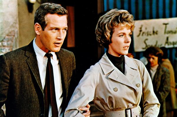 Bild 1 von 9: Auf der Flucht: Nach ihrer erfolgreichen Mission versuchen Michael (Paul Newman) und Sarah (Julie Andrews) zu fliehen. Doch sie werden bereits unter Hochdruck gesucht ...