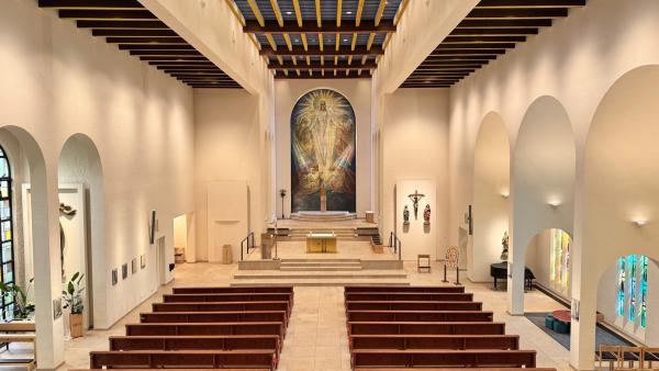 Bild 1 von 3: Der Gottesdienst wird aus der Taborkirche in Freudenstadt ausgestrahlt.