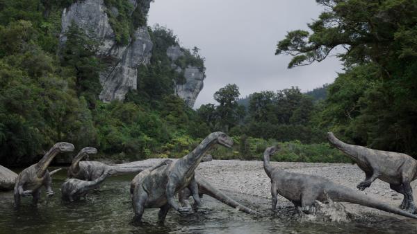 Bild 1 von 12: Die Glacialisaurier waren vermutlich die Hauptbeute des Cryolophosaurus. Aber längst nicht jede Jagd ging zu seinen Gunsten aus. Die Glacialisaurier waren gute Läufer und erreichten im Sprint um die 40 Kilometer pro Stunde.