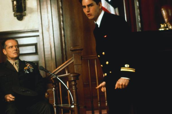 Bild 1 von 8: Col. Nathan R. Jessep (Jack Nicholson, l.); Lt. Daniel Kaffee (Tom Cruise, r.)