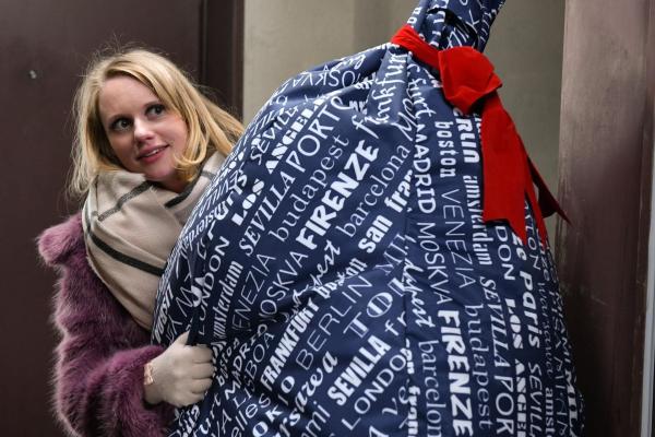 Bild 1 von 14: Hofft auf ein besinnliches Weihnachten: Anja (Franziska Breite) ...