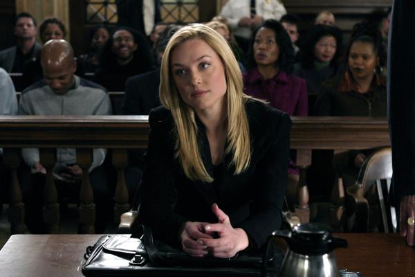 Bild 1 von 3: LAW & ORDER Season15 EP Ain?t No Love, Law and Order Staffel 15 EP Tod eines Produzenten