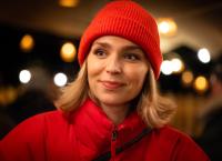 Single Bells - Only Losers for Annie?