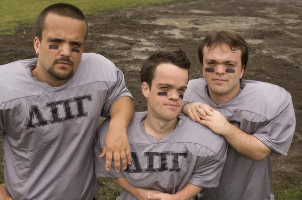 Bild 1 von 10: In allen wichtigen Bereichen des Lebens die größten Feinde von Stifler und seinen Kumpeln: Das gegnerische Footballteam (v.l.n.r.: Chris Rutte, Jordan Prentice, Colin Moult) ...