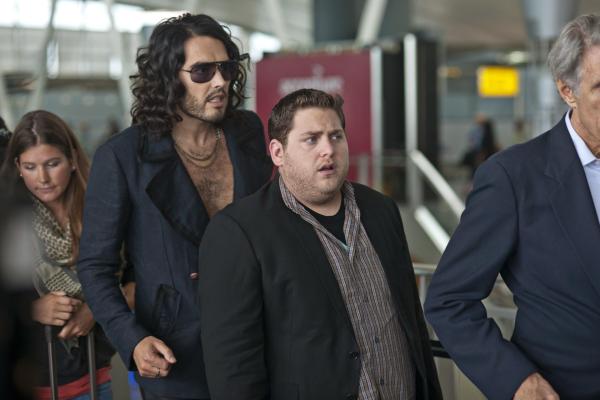 Bild 1 von 8: Aldous Snow (Russell Brand, l.); Aaron Green (Jonah Hill, r.)