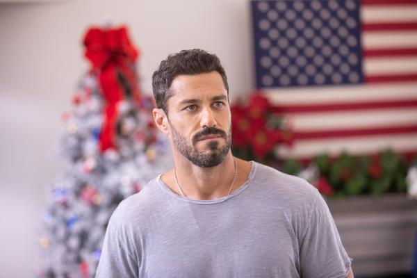 Bild 1 von 8: Michael Fisher (Brandon Quinn)