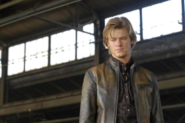 Bild 1 von 27: Ein neuer Auftrag wartet auf MacGyver (Lucas Till) ...