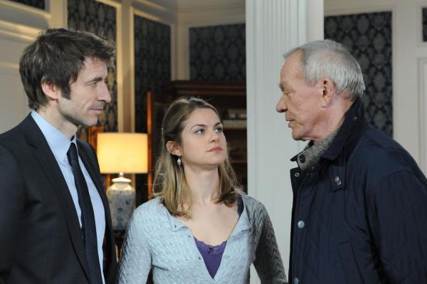 Bild 1 von 10: (v.l.n.r.) Veit (Guido Broscheit); Marlene (Lucy Scherer); Werner (Dirk Galuba)