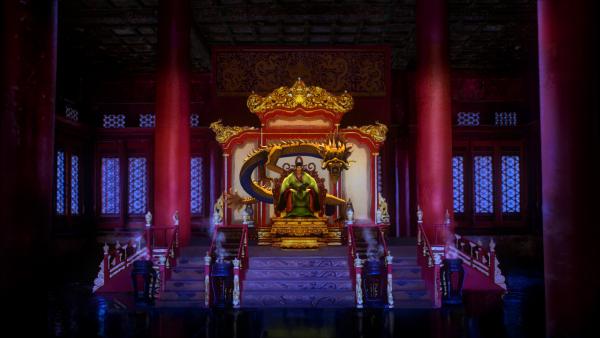 Bild 1 von 3: Chinesische Drachen sind gutmütige Wesen, die Macht über die Natur besitzen. Sie werden mit Wasser und Regen in Verbindung gebracht.