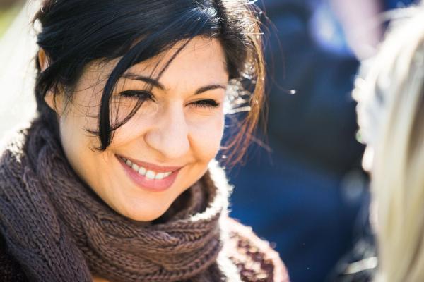 Bild 1 von 3: Parvaneh (Bahar Pars)