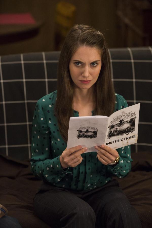 Bild 1 von 16: Will unbedingt, dass ihr Bruder der neue Mitbewohner von Abed und ihr wird: Annie (Alison Brie) ...