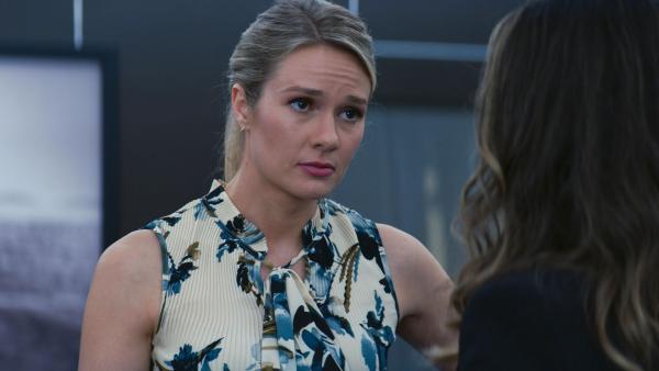 Bild 1 von 11: Kate Whistler (Tori Anderson)