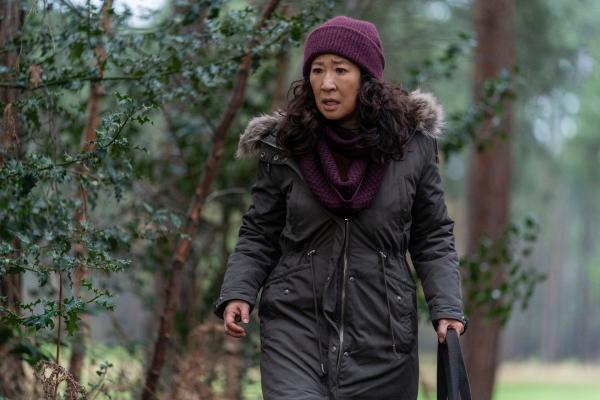 Bild 1 von 3: Am Golfplatz in Schottland angekommen, hat Eve (Sandra Oh) große Erwartungen. Doch sie macht eine schreckliche Entdeckung.