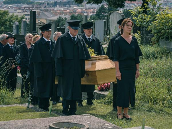 Bild 1 von 7: Im Bild: Ulrike C. Tscharre (Kornelia).