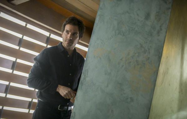 Bild 1 von 3: Darius (Santiago Cabrera)