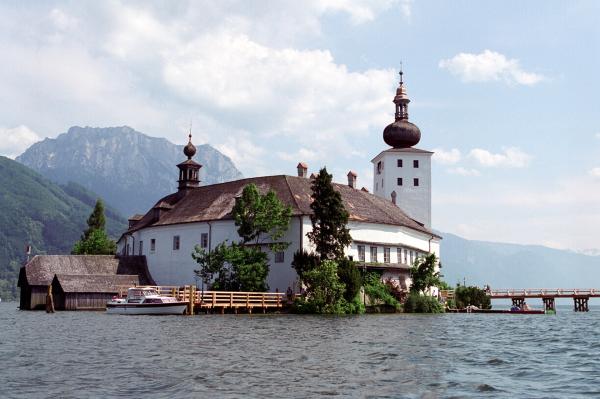 Bild 1 von 5: Schloß Orth