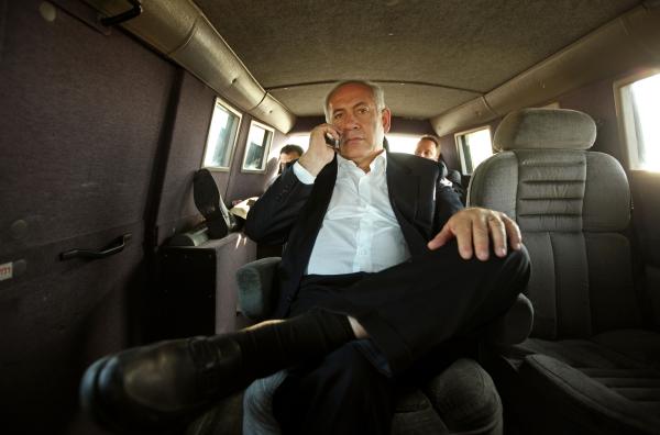 Bild 1 von 3: Der israelische Ministerpräsident Benjamin Netanjahu, 2009.