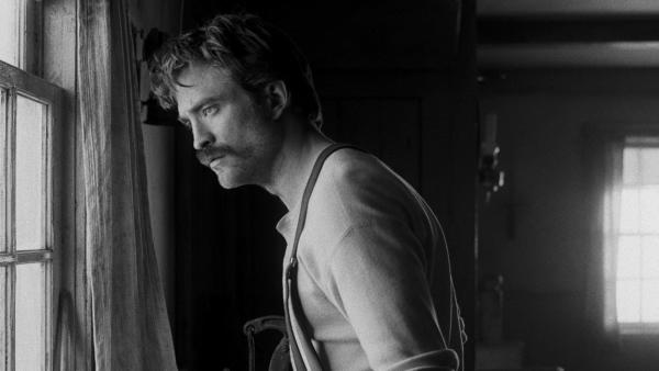 Bild 1 von 4: Thomas Howard (Robert Pattinson)