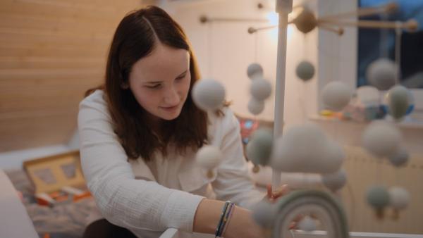 Bild 1 von 14: Sarah wollte zwar schon immer Mama werden, aber nicht so früh. Sie ist 18, als sie ein Baby erwartet.