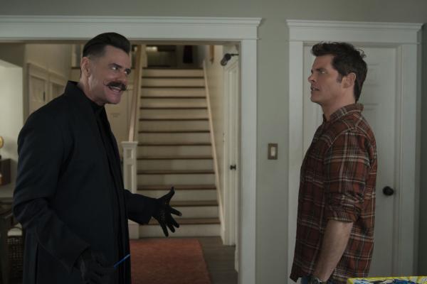 Bild 1 von 12: Dr. Ivo Robotnik (Jim Carrey, l.); Tom Wachowski (James Marsden, r.)