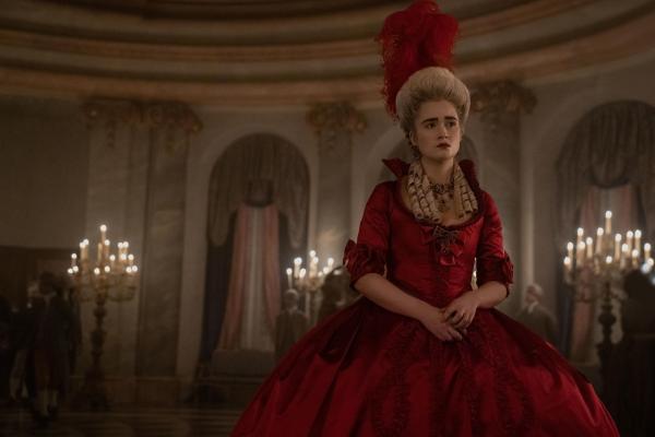 Bild 1 von 14: Camille (Alice Englert)