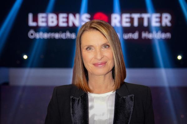 Bild 1 von 1: Im Bild: Moderatorin Barbara Stöckl.