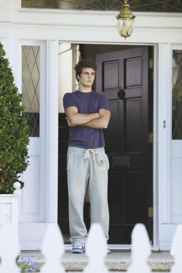 Bild 1 von 45: Hat Danny (Beau Mirchoff) etwas mit Julies Zustand zu tun?