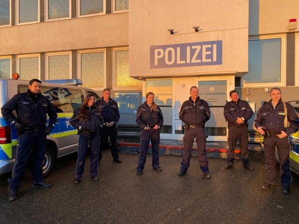 Bild 1 von 33: (v.l.n.r.) Stephan; Nesrin; Marc; Hannah; Daniel; Paul; Nadja