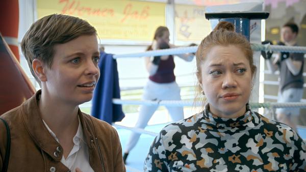 Bild 1 von 3: Sarah Grüner (r.)