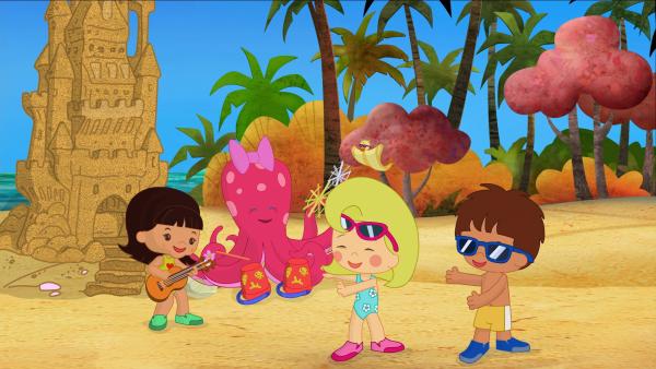 Bild 1 von 5: Zoé, Finn und QuackQuack tanzen am Strand. Yasemin spielt Gitarre und Olga Tintenfisch trommelt dazu.