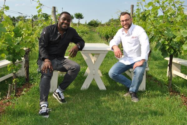 Bild 1 von 5: In  Langenlois im Weinviertel trifft Nelson Müller auf seinen Herausforderer Sebastian Schinko.