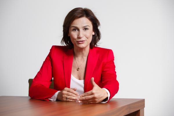 Bild 1 von 2: Moderatorin Sandra Maischberger