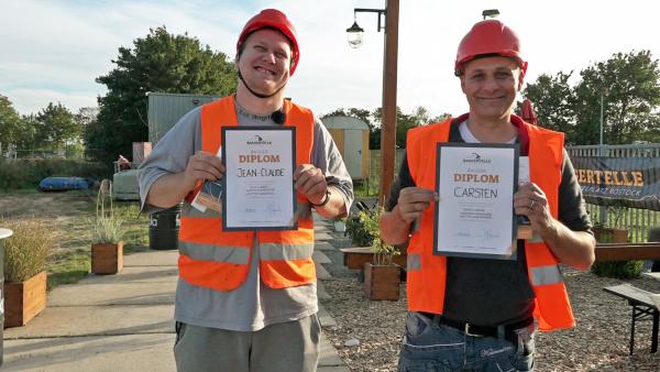 Bild 1 von 1: Jean und Carsten haben sogar ein Diplom bekommen