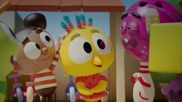 Bild 1 von 4: Voller Stolz präsentiert Karla (Mitte) ihre neuen regenbogenfarbenen Locken. Da staunen Glitsch (links), Alex (Mitte links), Strike (Mitte rechts) und Tilda Vision (rechts) nicht schlecht!
© ZDF/2023 DR, Sparre Production, GODO Films - Honorarfreie Verwendung gemäß AGB im engen inhaltlichen redaktionellen Zusammenhang mit genannter Sendung bei Nennung \