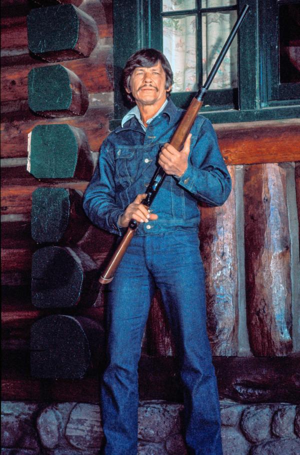 Bild 1 von 5: Charles Bronson in der Hauptrolle des Mr. Majestyk im Film ?Das Gesetz bin ich? aus dem Jahr 1974