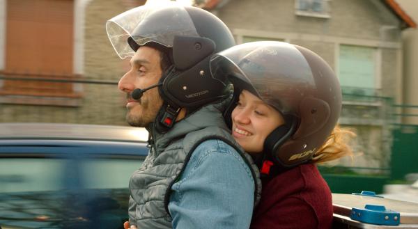 Bild 1 von 5: Zwischen Mathieu (Vincent Elbaz, l) und Florence (Sara Forestier) entwickelt sich eine Liason.