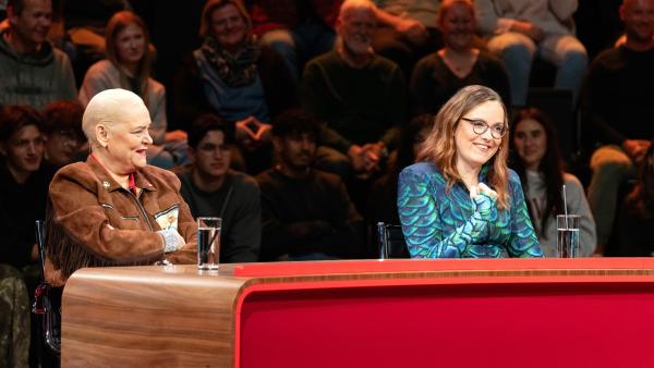 Bild 1 von 7: Hella von Sinnen und Helene Bockhorst