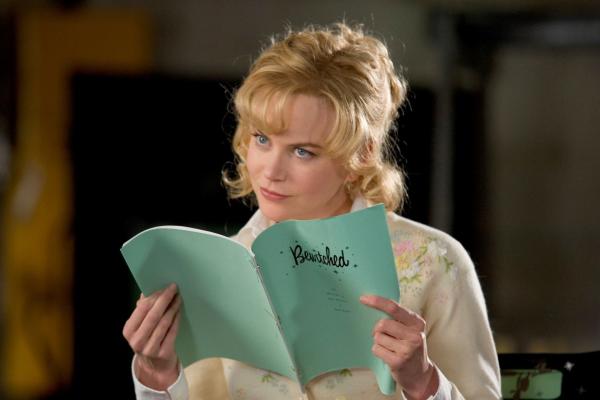 Bild 1 von 4: Nicole Kidman stars as Isabel Bigelow/Samantha in Columbia Pictures' romantic comedy Bewitched.  Photo by: Melissa Moseley S.M.P.S.P.