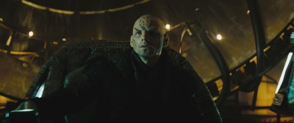 Bild 1 von 20: Will auf seinem Rachefeldzug die gesamte Menschheit vernichten: Romulane Nero (Eric Bana) ...