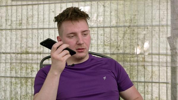 Bild 1 von 4: Jonas (Foto) will seinen Kumpel Jerrick unterstützen..